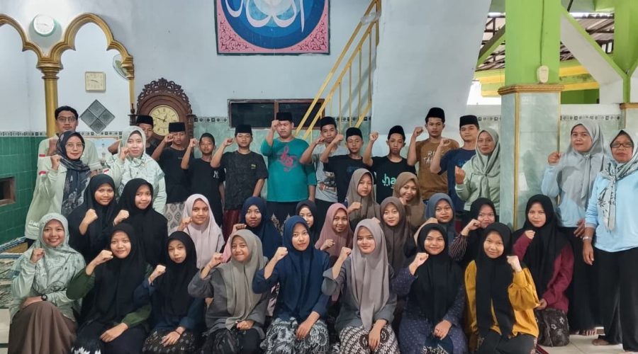 Penyuluhan Kespro dan Cegah Bullying di Ponpes | UPT Puskesmas Kesamben (1)